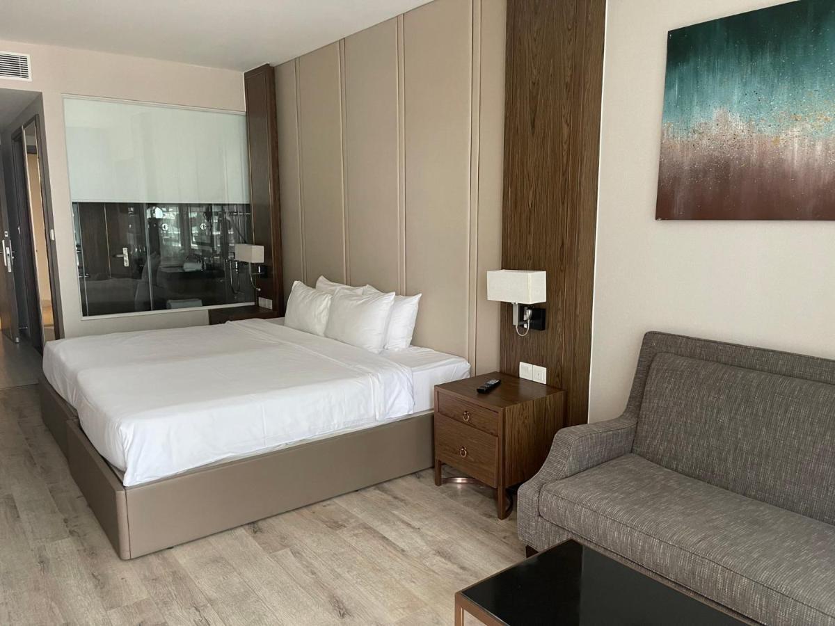 נה טראנג Kn Panorama Beachfront Condotel מראה חיצוני תמונה